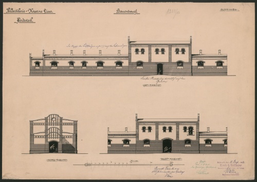 Wszhystkie budynki zespołu koszar posiadały jednorodny wystrój architektoniczny. (1901 r., APL)
