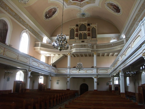 Wnętrze kościoła św. Jana w Lesznie, stan obecny. (fot. M. Urban, 2013 r.)